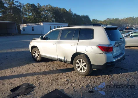 2013 Toyota Highlander z USA, uszkodzony, nr VIN 5TDZA3EH3DS041407
